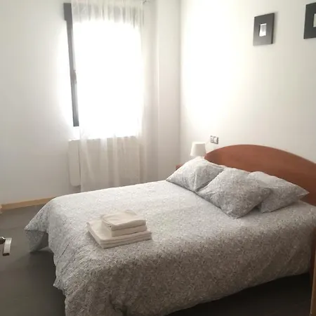 Apartament Mayos De *